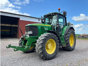 Трактор JOHN DEERE 6920