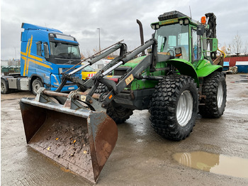 Экскаватор-погрузчик