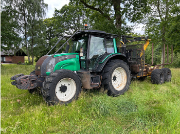 Трактор VALTRA N121