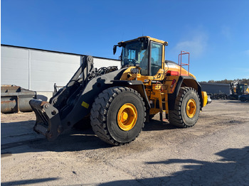Колёсный погрузчик VOLVO L220H
