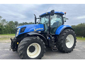 Трактор NEW HOLLAND T7