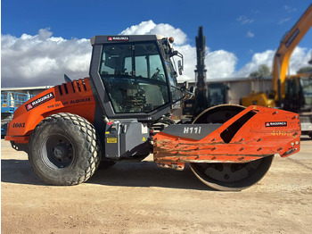 : фото в шапке страницы