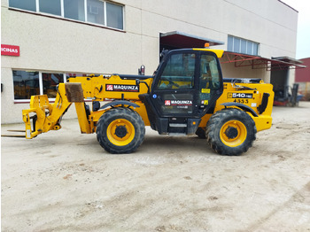Телескопический погрузчик JCB