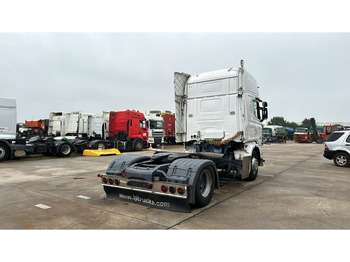 Тягач Scania 164 - 480 Topline (MANUAL GEARBOX / RETARDER ): фото 4