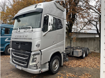 Грузовик-шасси VOLVO FH