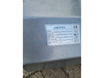 Щетка для Погрузчиков Rolbezem 1,50m nylon: фото 5 Щетка для Погрузчиков Rolbezem 1,50m nylon: фото 5