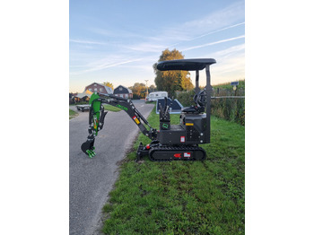 Мини-экскаватор WCM CTX 8010 Diesel: фото 3 Мини-экскаватор WCM CTX 8010 Diesel: фото 3