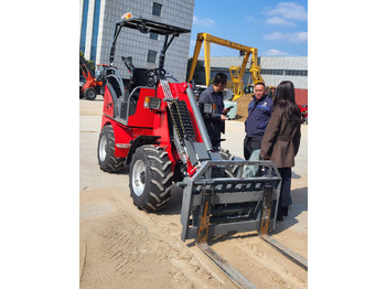 Колёсный погрузчик WCM