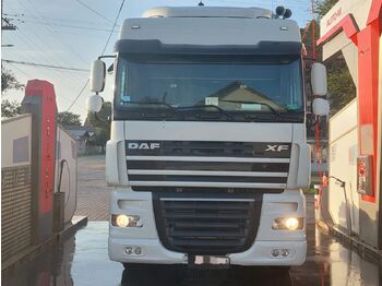 Тягач DAF XF 105