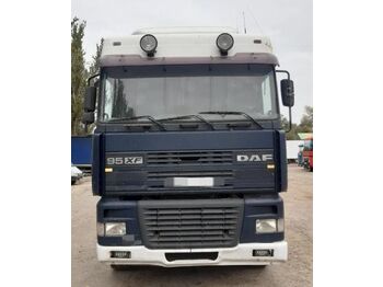 Тягач DAF XF 95