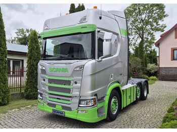 Тягач SCANIA R 450