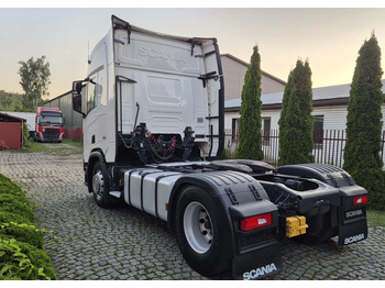 Тягач Scania R410: фото 4