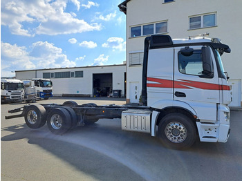 Грузовик-шасси MERCEDES-BENZ Actros 2553