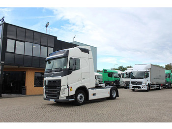 Тягач VOLVO FH13 500
