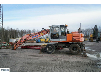 Экскаватор HITACHI
