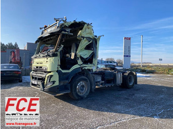 Тягач VOLVO FMX 500