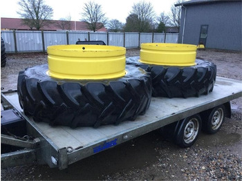 : фото в шапке страницы