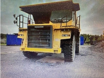 Карьерный самосвал KOMATSU HD605
