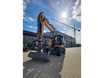 Колёсный экскаватор LIEBHERR