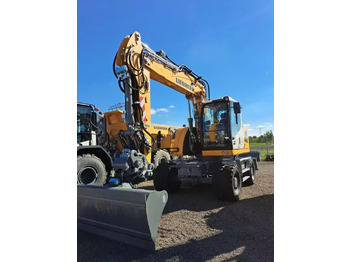 Колёсный экскаватор LIEBHERR A 918