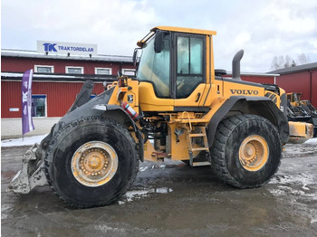 Колёсный погрузчик VOLVO L110F