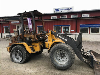 Колёсный погрузчик VOLVO L35