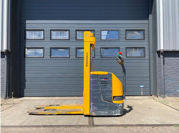 Штабелер Jungheinrich EJC12: фото 2 Штабелер Jungheinrich EJC12: фото 2