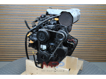 Двигатель YANMAR