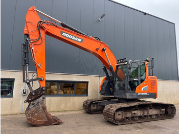 Гусеничный экскаватор DOOSAN DX235LCR-5
