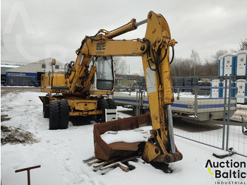 Колёсный экскаватор LIEBHERR