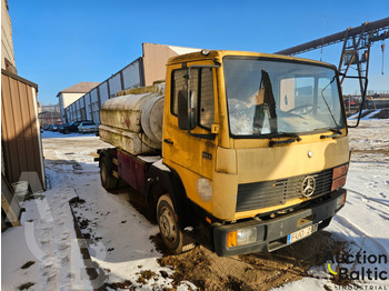 Грузовик-цистерна MERCEDES-BENZ