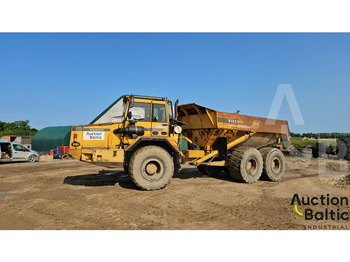 Сочленённый самосвал VOLVO A30
