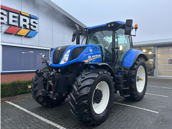 Трактор New Holland New Holland T7.215S: фото 3 Трактор New Holland New Holland T7.215S: фото 3