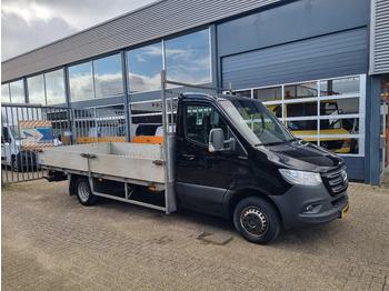 Малотоннажный бортовой грузовик MERCEDES-BENZ Sprinter 516