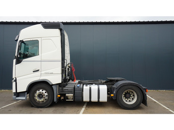 Тягач VOLVO FH 420