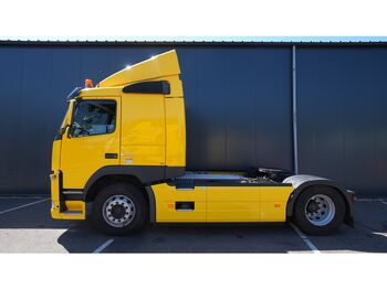 Тягач VOLVO FM 330