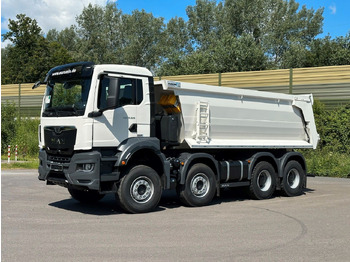 Самосвал MAN TGS