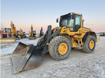 Колёсный погрузчик VOLVO L120F