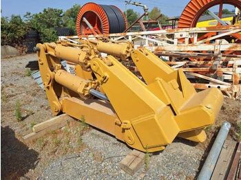 Навесное оборудование CATERPILLAR