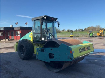 Компактор AMMANN