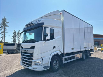 Грузовик с закрытым кузовом DAF XF 530