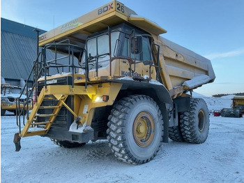 Карьерный самосвал KOMATSU HD605