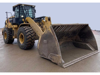 Погрузчик CATERPILLAR 950M