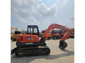 Мини-экскаватор Doosan DH55: фото 3 Мини-экскаватор Doosan DH55: фото 3
