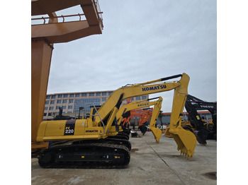 Экскаватор KOMATSU PC220-8: фото 4