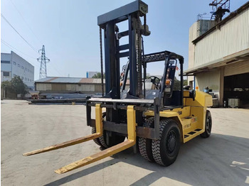 Дизельный погрузчик KOMATSU