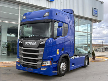 Тягач SCANIA R 450
