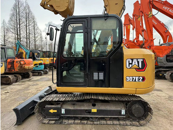 Мини-экскаватор CATERPILLAR 307E2