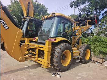 Экскаватор-погрузчик JCB 4CX
