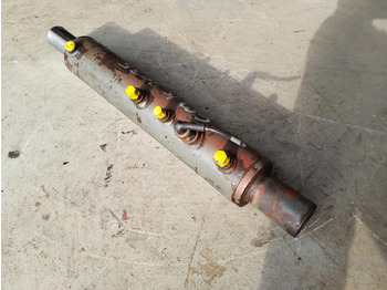 : фото в шапке страницы